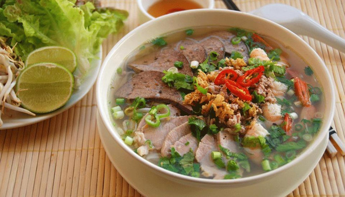 Hủ Tiếu Nam Vang - Phùng Tá Chu