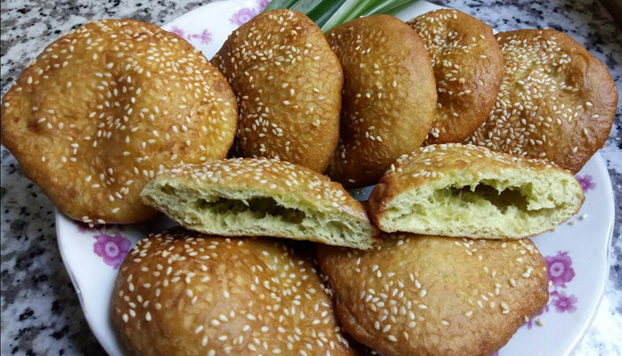 Phụng Nhi - Bánh Bò, Bánh Tiêu Lá Dứa & Chuối Chiên