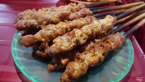 Thịt xiên nướng từ 5k