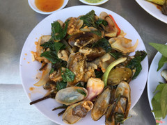 Chem chém xào lá quế- ngon