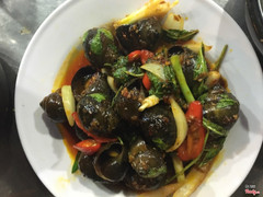 Ốc bươu xào sate - hơi bị ngon