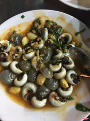 Ốc mỡ xào tỏi - tạm