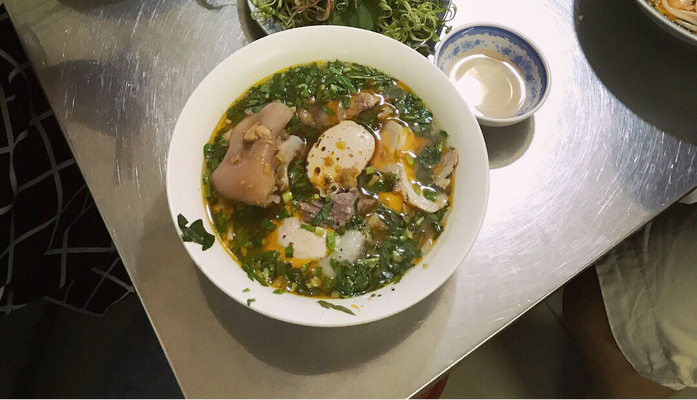 Đặc Sản Gốc Huế - Bún Bò Huế