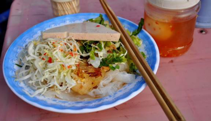 Minh Quang - Bánh Cuốn Giò Chả