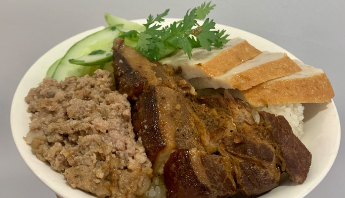 Quán 91 - Xôi Thịt & Bánh Mì Pate - Huỳnh Văn Nghệ