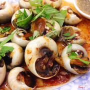 Ốc mỡ xào me_50k/dĩa