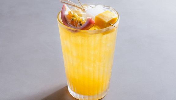 Le Montage - Bar & Bistro