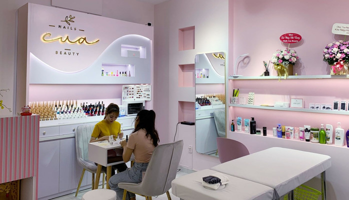 Cua Nails & Beauty