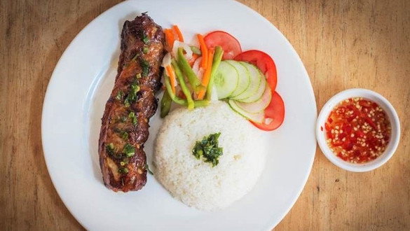Cơm Tấm Sườn Cây Nam Giao - Phan Văn Trị