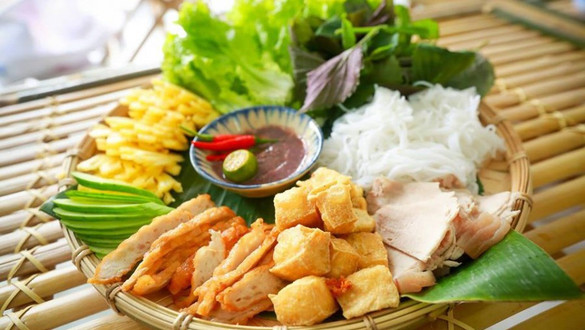 BÚN ĐẬU MẮM TÔM - BA ANH EM