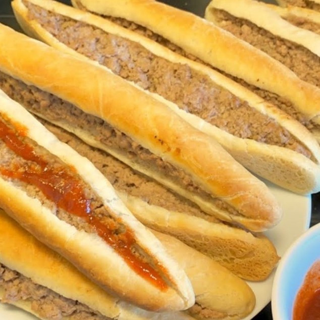 Bánh Mì Cay - Đặc Sản Hải Phòng - Định Công