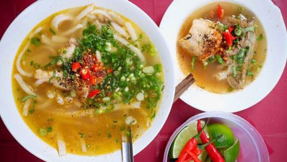 Bánh Canh Cá Lóc O Dung - Nguyễn Văn Lộng