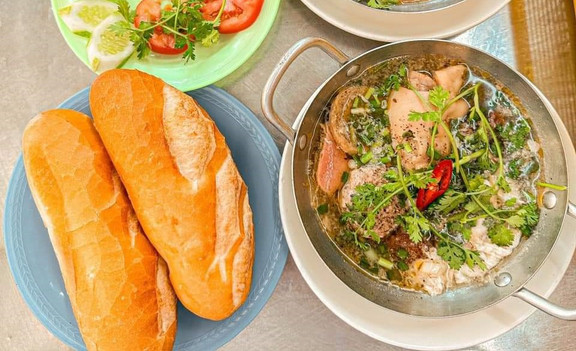 Bánh Mì Xíu Mại - Phương Thuỷ - Trương Công Định