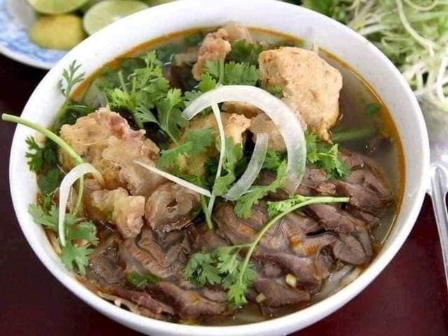 Bún Bò Huế Nam Giao - Cơm Hến, Bún Hến & Bún Mắm Nêm - Lò Chén