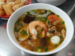 Bánh canh cua 35k/tô