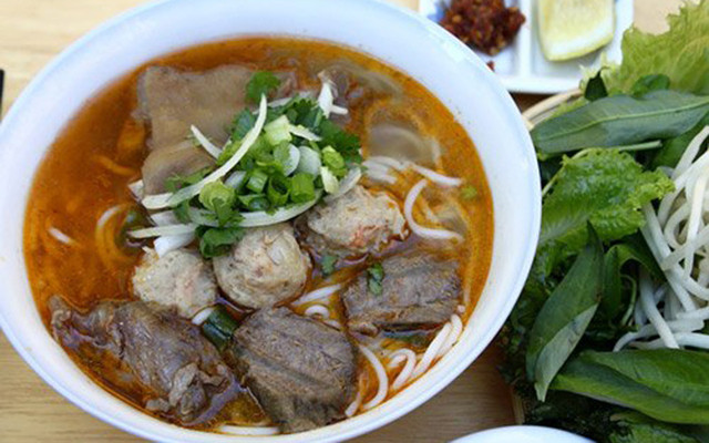 Quán Bún Bò Bình Dân - Lê Duẩn