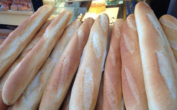 Bánh Mì Thắng Khèo