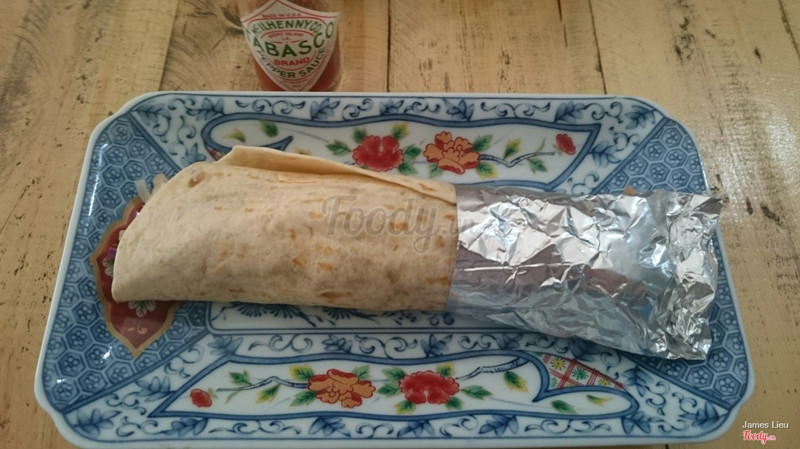 Blue cheese chicken wrap