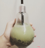 Trà sữa bóng đèn - trà sữa matcha trân châu thạch tá lả