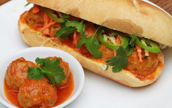 Tiệm Bánh Mì Mai