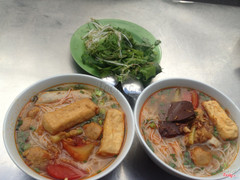 Bún riêu