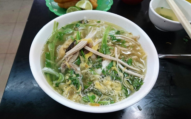 Phở Vi - Hàng Khoai - 31 Hàng Khoai