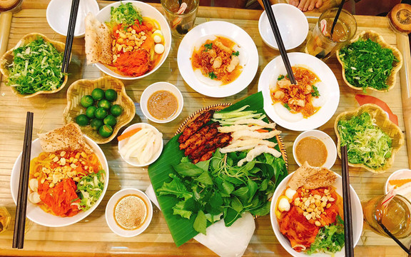 Út Còi - Mì Quảng Đà Lạt