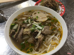 Bún bò thịt chả