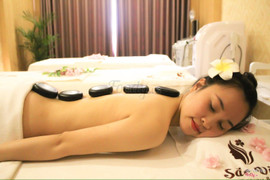 Sắc Việt Spa - Massage body bằng Đá nóng