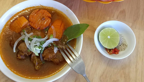 Hủ Tiếu Nam Vang, Canh Bún & Bò Kho