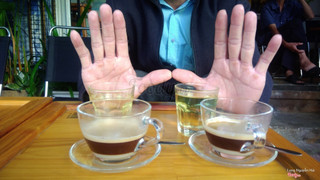 Twin cà phê sữa nóng