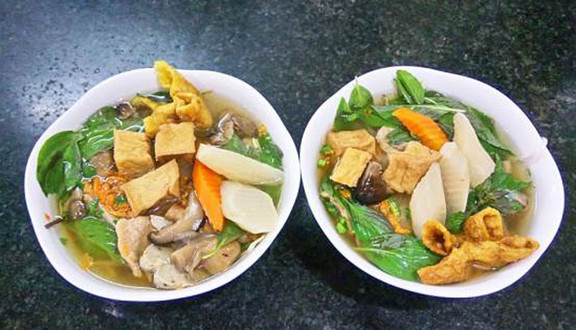 Hủ Tiếu & Bún Bò Chay