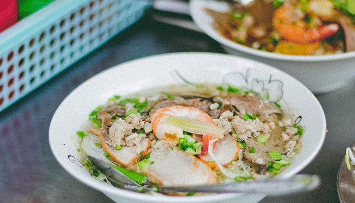 Hủ Tiếu Bà Chín