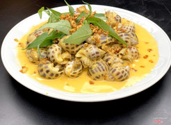 Ốc Hương Sốt Trứng Muối