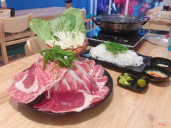 #Lẩu_bò_Wagyu_thập_cẩm