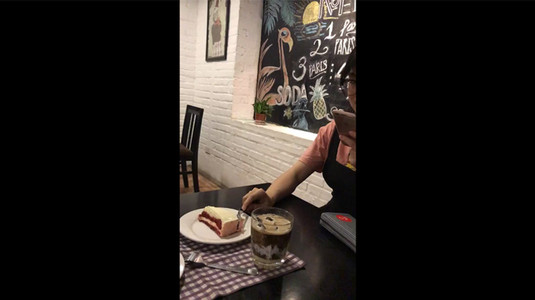Tầng Trệt Cosmo Cafe - Breakfast & Brunch Restaurant