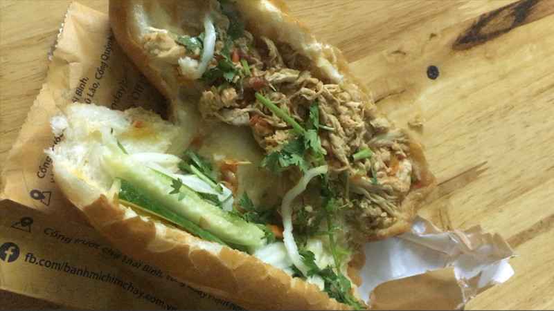 Bánh Mì***Chạy -***