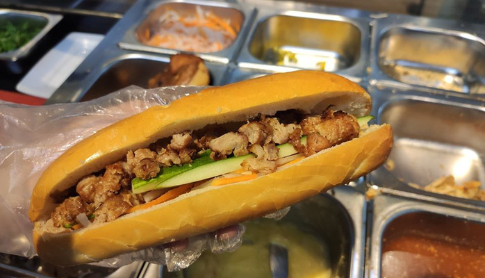 Tiệm Bánh Mì Bon