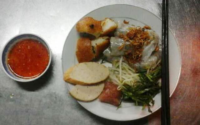 Bánh Cuốn Bà Năm