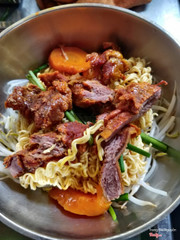 Mì bò kho ăn tại chỗ