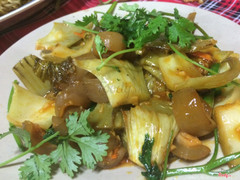 Da bò xào cải chua