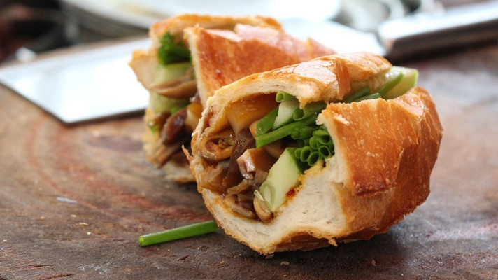 BÁNH MÌ SỐ DZÁCH - HƯNG PHÚ