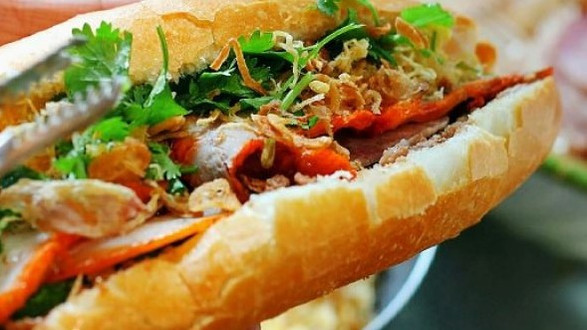 Bánh mì Tấm - Hào Nam