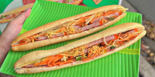 Bánh Mì Que Đà Lạt - Phạm Hùng