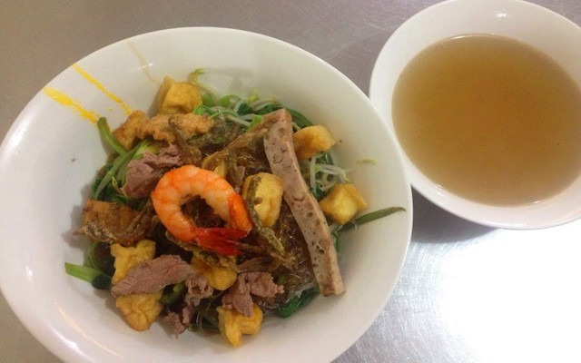 Quán Cô Nga - Bánh Đa & Miến Trộn