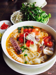 bún hải sản