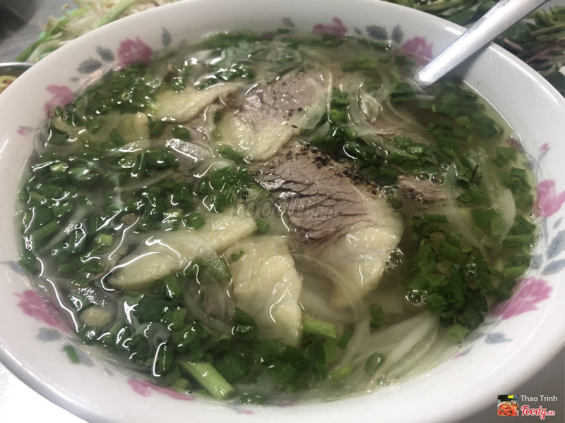 Phở nạm gầu