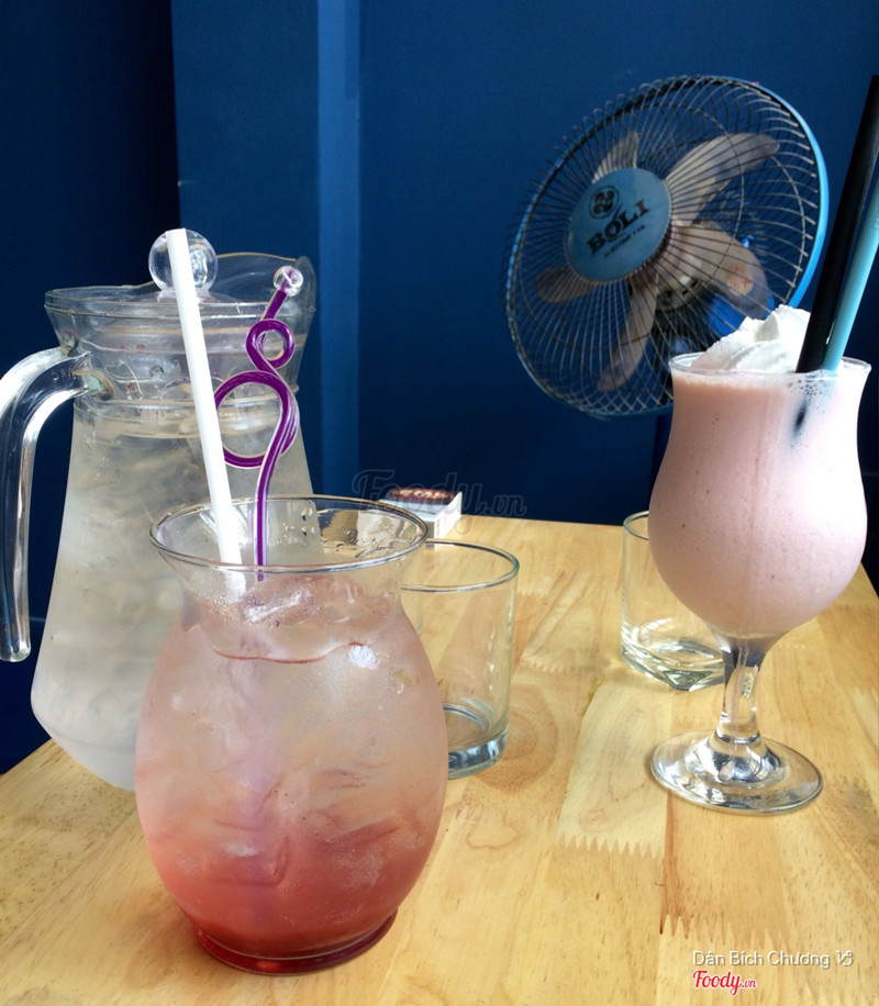 Soda dâu & yogurt dâu