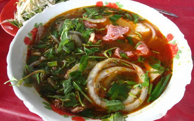 Định Lùn Quán - Bún Bò 