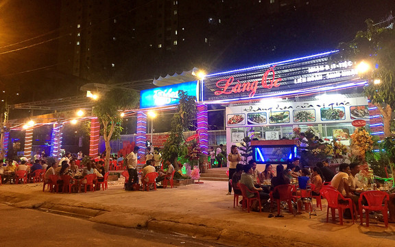 Làng Ốc - Hải Sản Tươi Sống